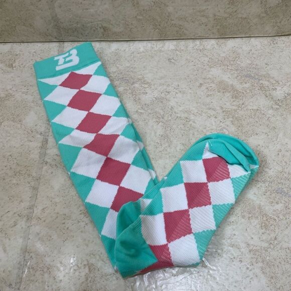 NEW WITHOUT TAGS‎ THREE PAIR OF WILD KNEE SOX - Picture 3 of 4